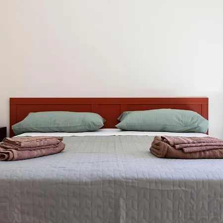 Calefati Holiday * باري